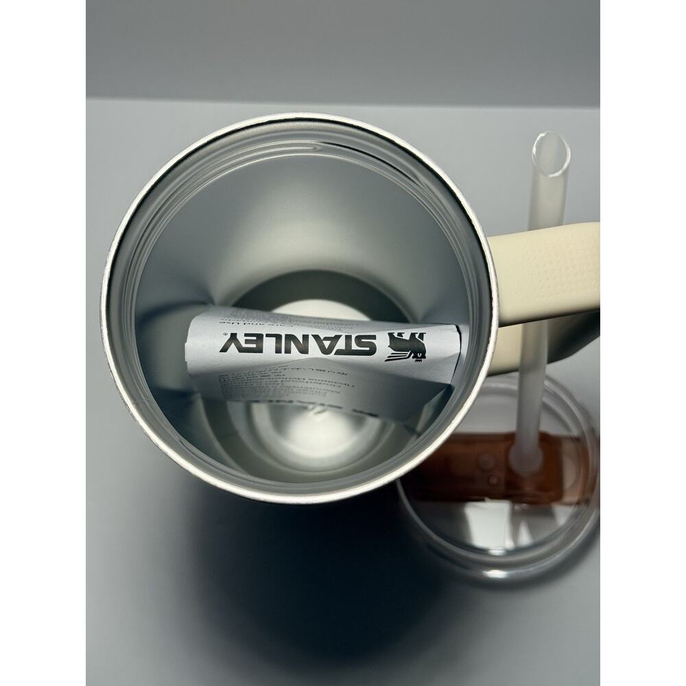 Stanley Limited Edition CREAM APRICOT GLOSS 40oz Protour Flip Straw Tumbler NWT - Picture 6 of 6